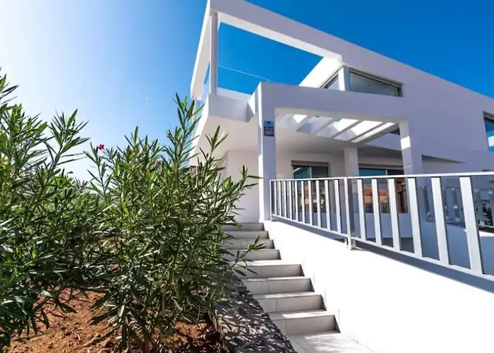 Casa de Férias Idaira Adosado Con Piscina A Estrenar-wifi Palm-mar