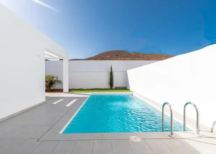 Holiday home Idaira Adosado Con Piscina A Estrenar-wifi Palm-mar