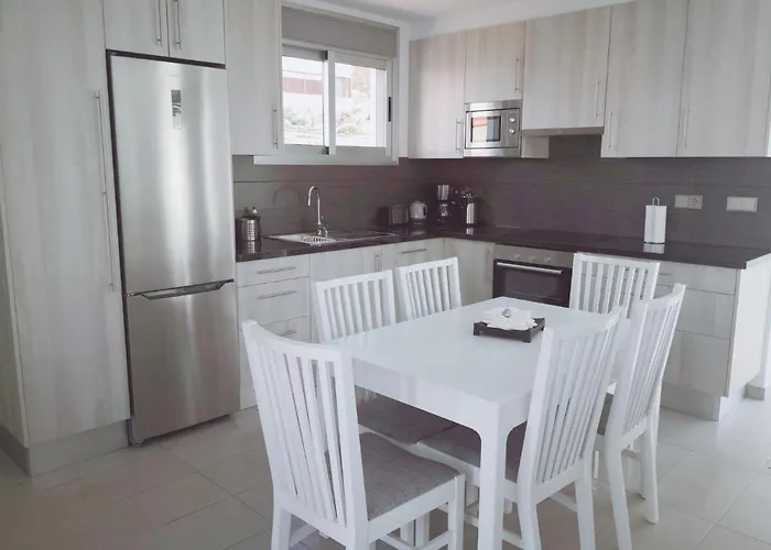 Дом отдыха Idaira Adosado Con Piscina A Estrenar-wifi Эль-Пальмар